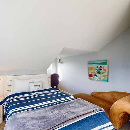 3 Bed 2 Bath Vacation Home In Newport Eksteriør bilde