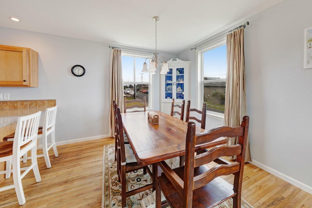 3 Bed 2 Bath Vacation Home In Newport Eksteriør bilde