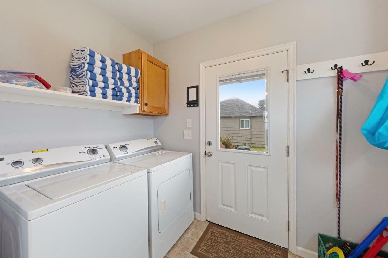 3 Bed 2 Bath Vacation Home In Newport Eksteriør bilde